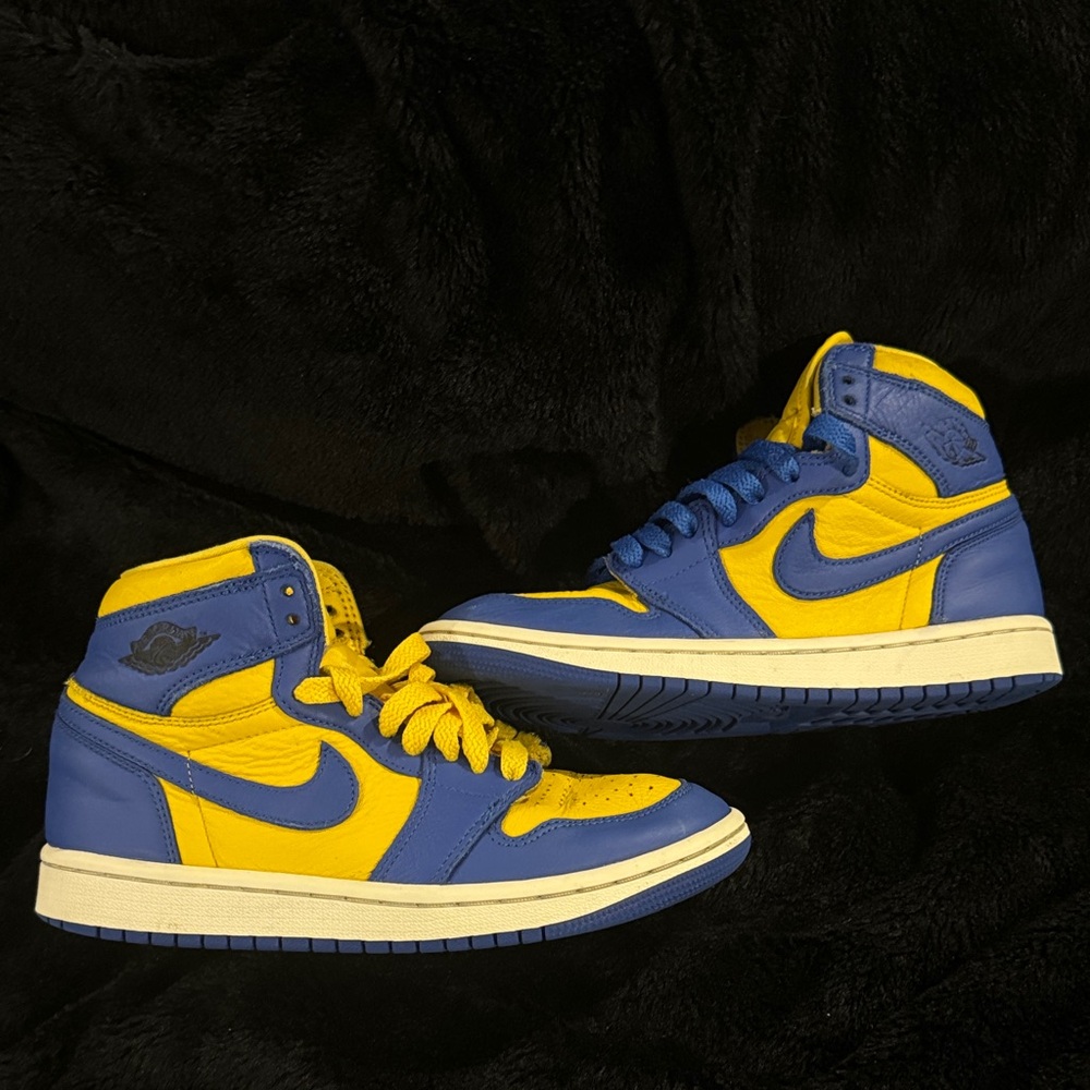 Jordan 1 high OG reverse Laney royal Blue and Yellow size 5